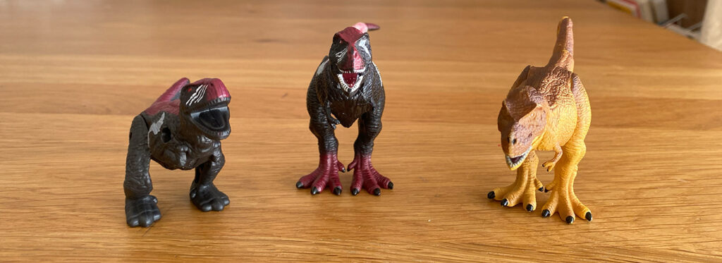 ダークフレイムとティラノ